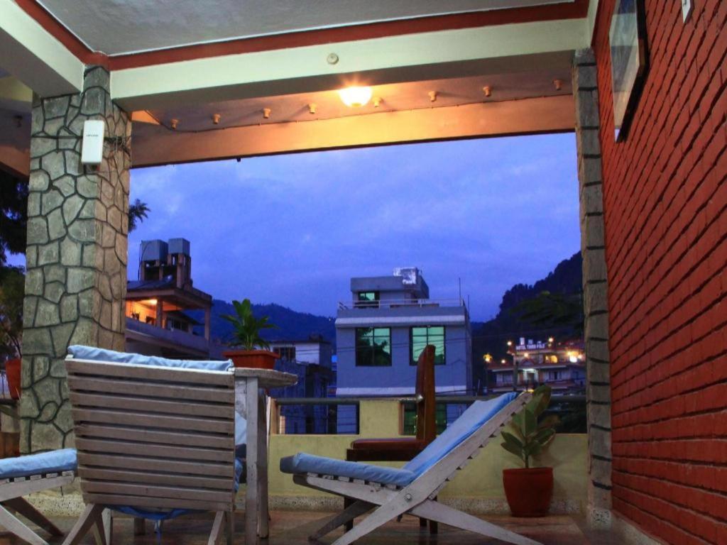 Fairmount Hotel Pokhara Kültér fotó