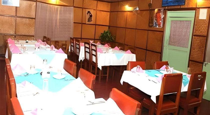 Fairmount Hotel Pokhara Kültér fotó