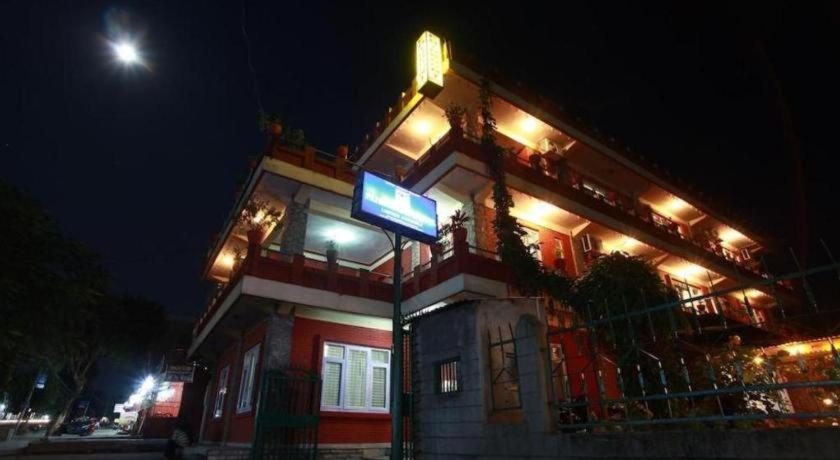 Fairmount Hotel Pokhara Kültér fotó