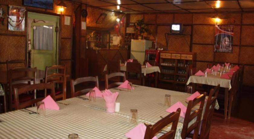 Fairmount Hotel Pokhara Kültér fotó