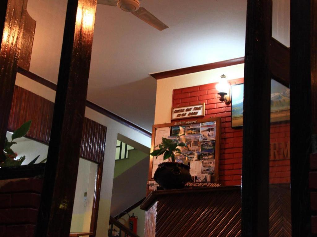 Fairmount Hotel Pokhara Kültér fotó